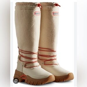 Hunter Cream and Tan Winter Boots